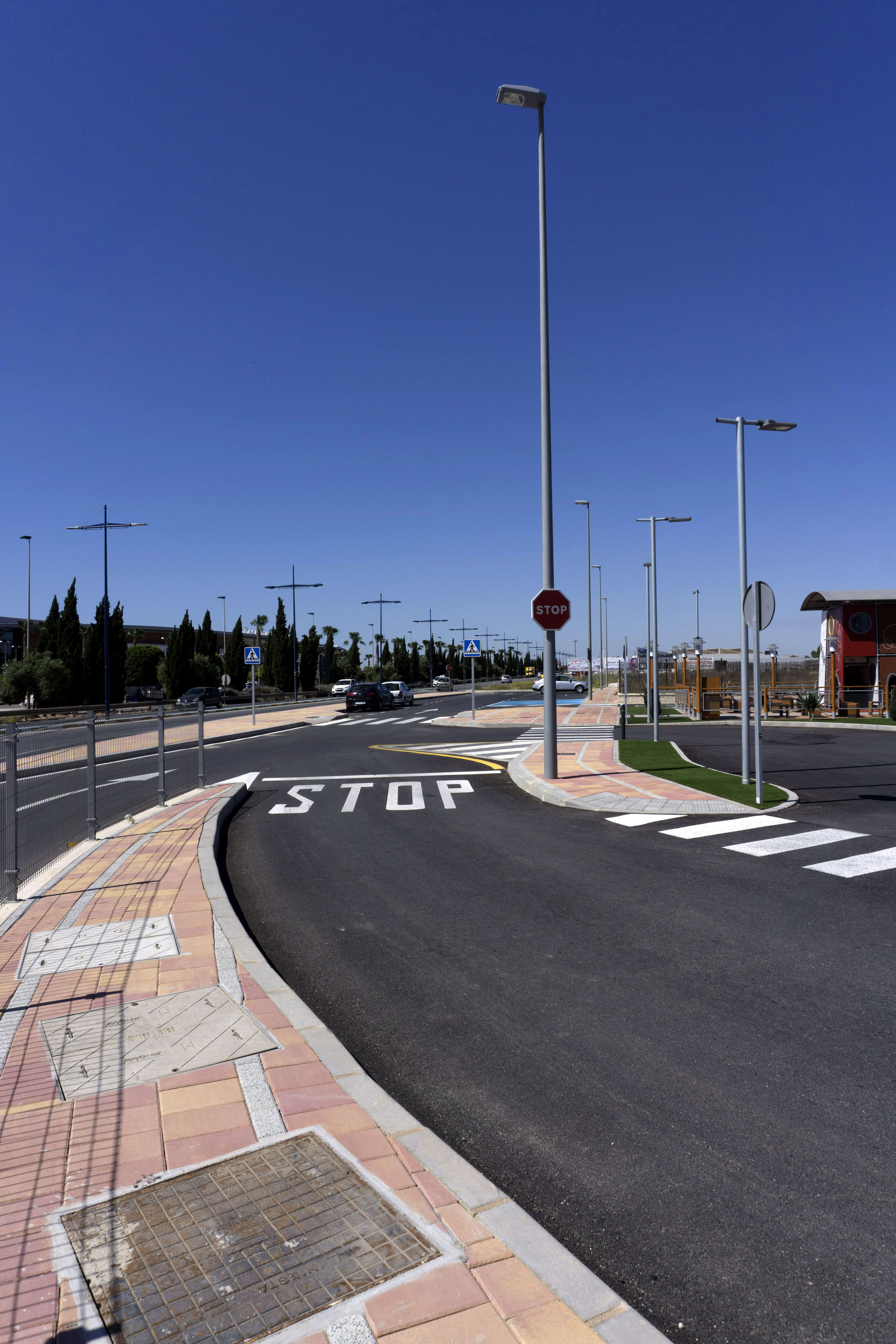 URBANIZACION ROTONDA EL MIRADOR (SAN JAVIER) PROARCO EMPRESA